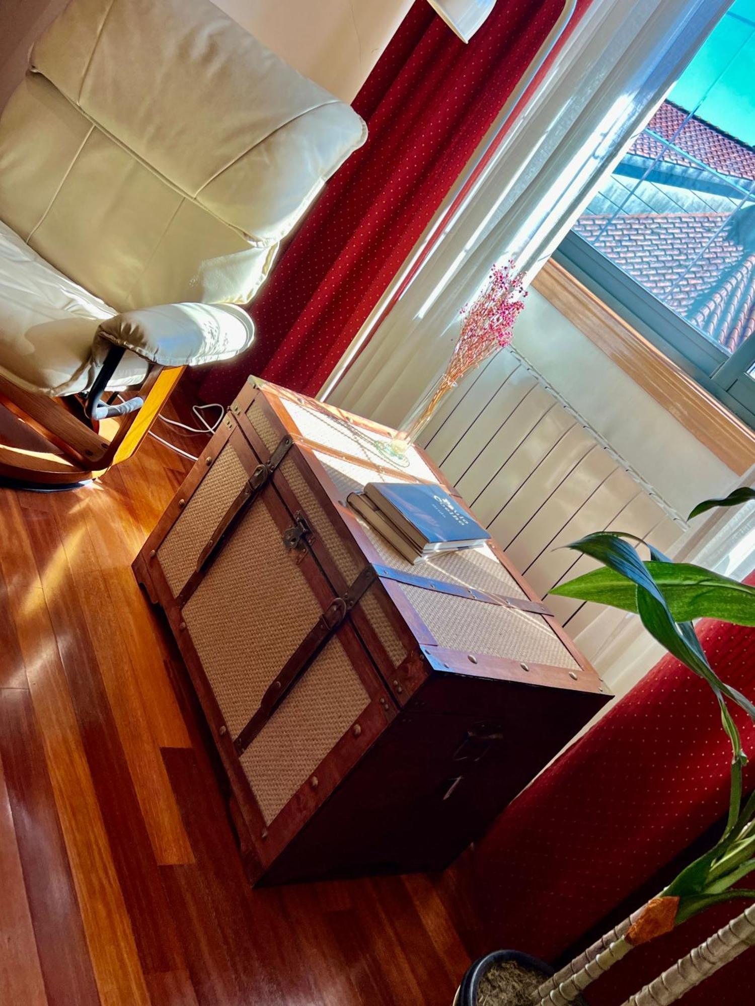 Apartment Colon 20 *